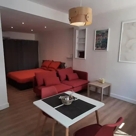 Apartamento De La Comedie, 2eme Etage