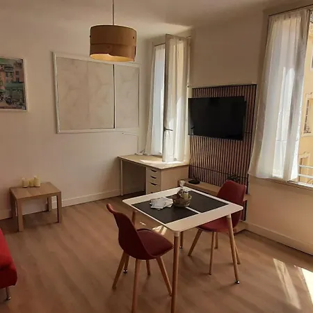 Apartamento De La Comedie, 2eme Etage *